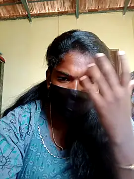 Milky Julia online show from March 22, 9:04 am