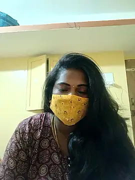 Milky Julia online show from January 6, 5:27 pm