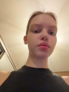 AshleyMur online show from July 1, 6:35 am