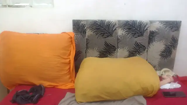 SEXY MATURExx online show from March 29, 8:46 am