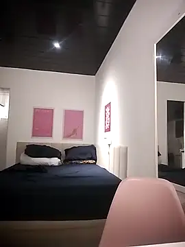 LorysLoira24 online show from January 6, 8:45 pm