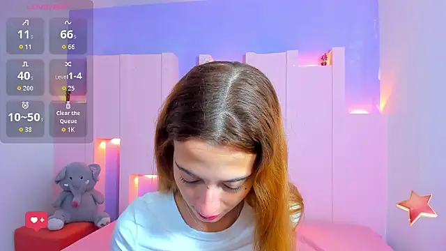 emilywilliis online show from February 9, 11:45 am