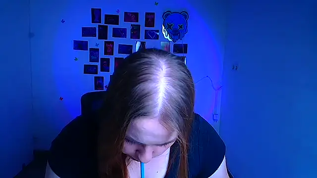 Kitty Mia Kitty online show from April 4, 11:42 am