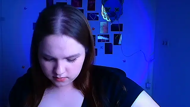 Kitty Mia Kitty online show from April 5, 11:42 am