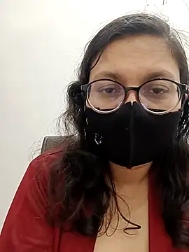 piryasharma005 online show from January 12, 7:52 pm