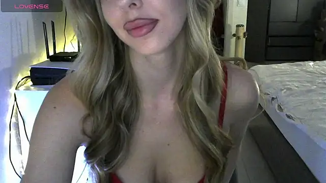 LizaSweetyq online show from March 25, 3:48 pm