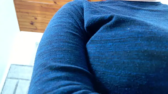 azul veraa online show from February 20, 12:18 pm