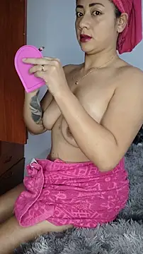 Girl kataleya10 online show from March 6, 12:06 am