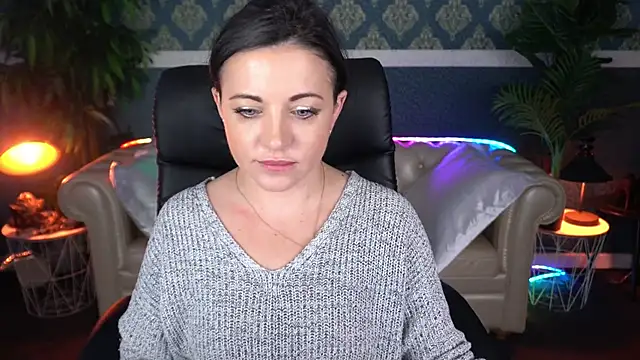 Dafni Monn online show from March 26, 6:37 am