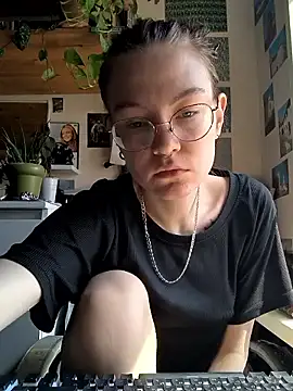 Shy Bamby online show from June 3, 8:48 am