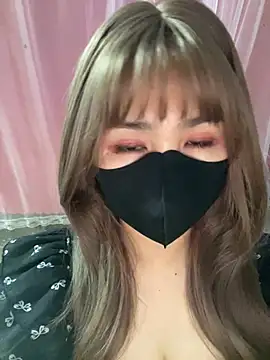 -Violet-t online show from February 7, 2:10 pm