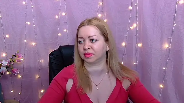 OliviaVerr online show from February 24, 1:32 pm