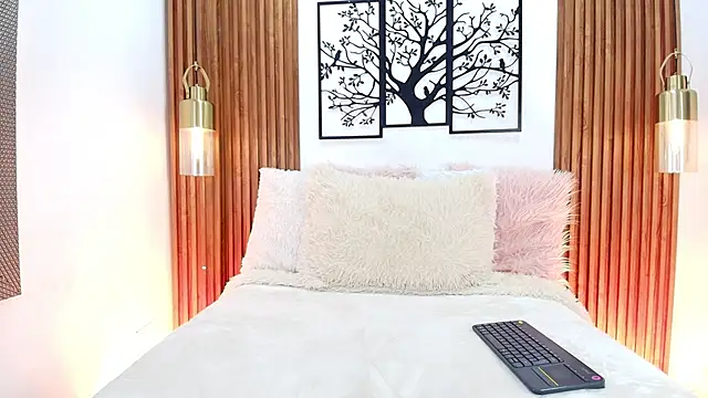 Amelia Renaldi online show from January 15, 12:55 pm