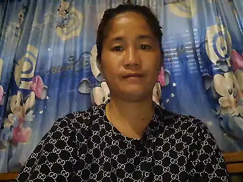 lovelyxxx88 online show from February 10, 11:30 pm