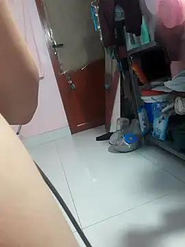 JerryJen11 online show from June 24, 3:27 am