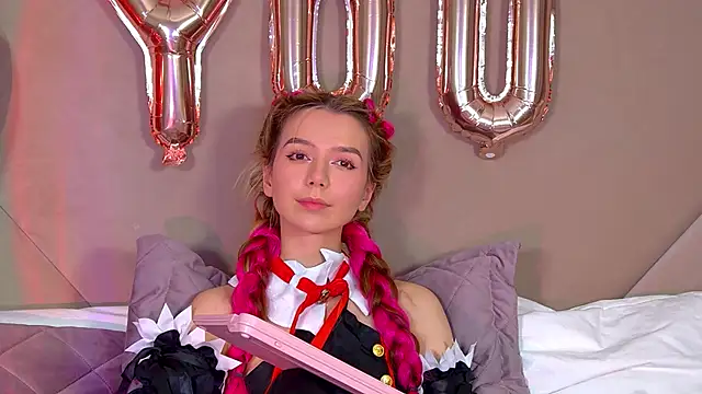 VanessaVienne online show from February 14, 4:31 pm