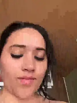 Veronica Wins  online show from March 27, 7:25 pm