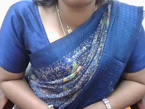 Cute Riyaa22 online show from February 16, 10:59 am