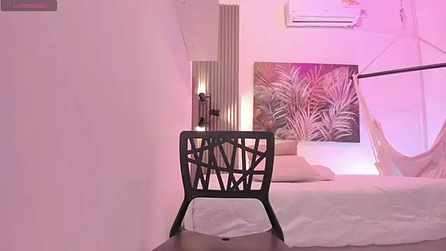 ambar muse online show from April 11, 5:16 pm