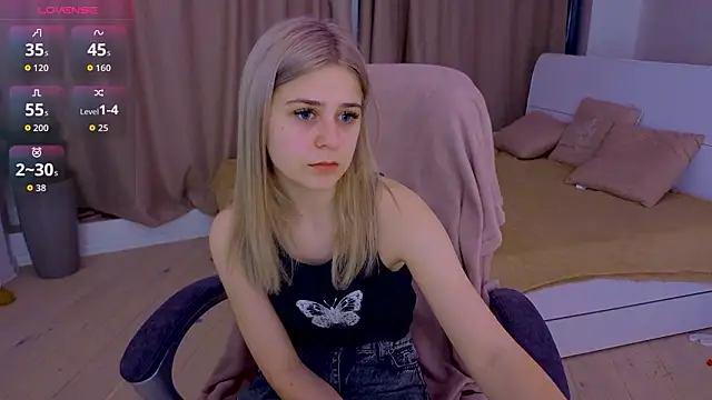 ApheliaStar online show from February 25, 4:38 pm