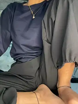 paribaby09 online show from February 28, 6:18 pm