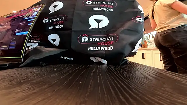 hollyrandall online show from February 24, 1:16 am