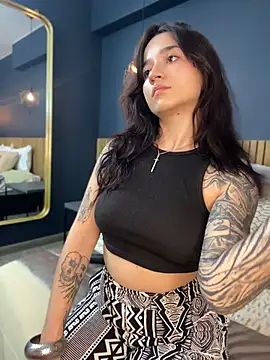  Charlotte Rose online show from April 17, 1:24 pm