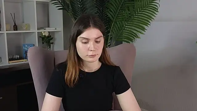 RickiHamelinck online show from January 11, 7:57 am