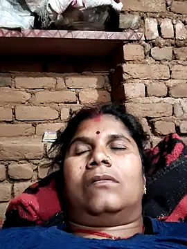 Hot di97 online show from February 14, 8:11 pm