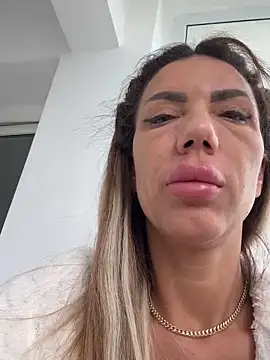 Missolevelvet online show from March 27, 11:00 am