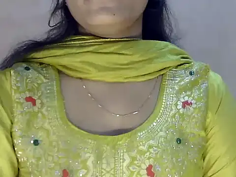 midnight prisha online show from February 15, 5:43 am