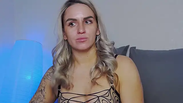  KSmith  online show from February 20, 5:06 am