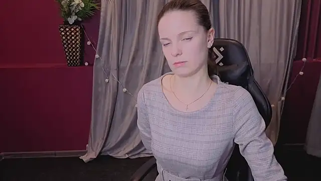 RoseWaulhgberg online show from January 14, 1:54 am