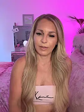 JulieSol online show from May 14, 1:17 pm