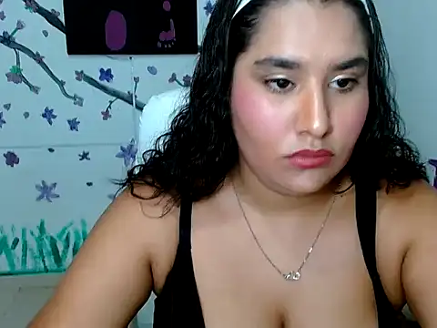 Im May  online show from March 17, 9:41 pm