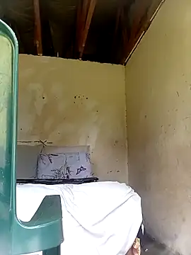 KAT AND DEE online show from February 4, 9:56 am