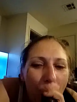 LadySn0w26 online show from March 20, 11:15 am