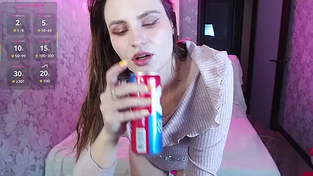 girl from hardfuckland online show from February 21, 1:39 am