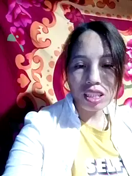 Gummiesu online show from February 7, 9:07 pm