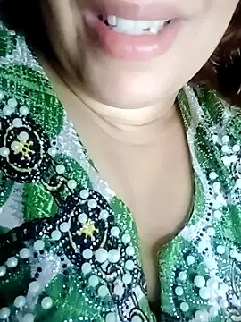 Naughty-Yousra online show from February 28, 12:15 pm