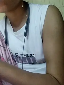 annugirl online show from February 18, 3:33 pm