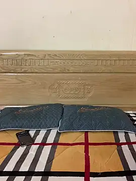  Andy 08 online show from April 13, 8:53 pm