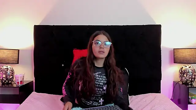 queen missy online show from May 6, 8:13 pm