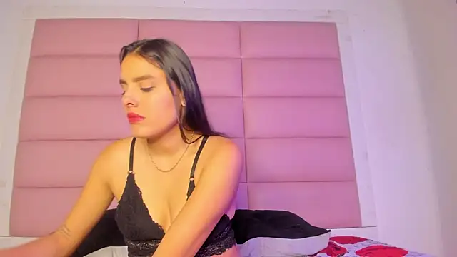 Catalinna 03 online show from March 25, 1:03 pm