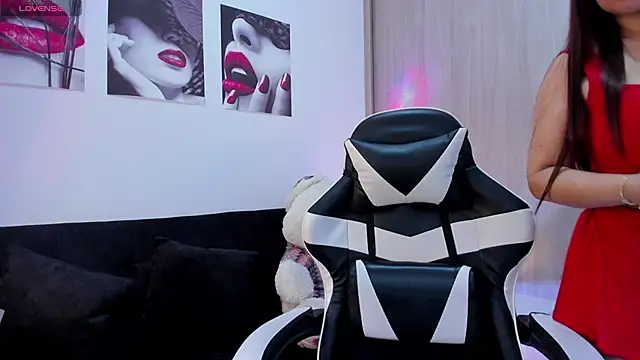 saray mendozaa online show from March 26, 4:31 pm