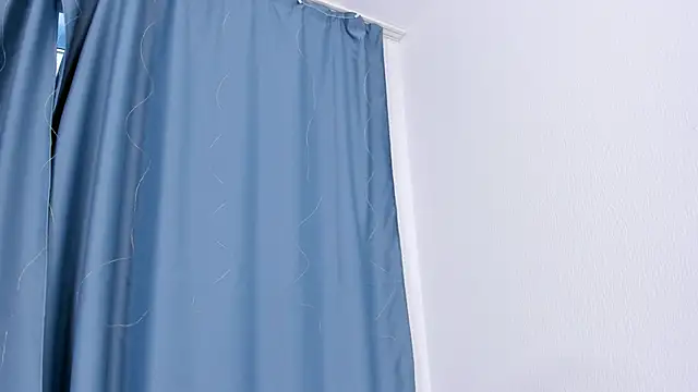 JackiYoss online show from February 16, 10:15 am