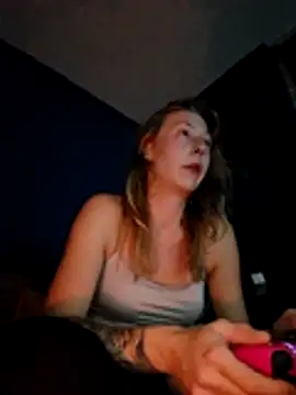 dewimp1 online show from June 8, 9:25 pm