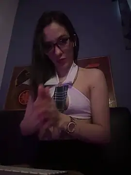 MamiSoft420 online show from April 8, 1:46 pm