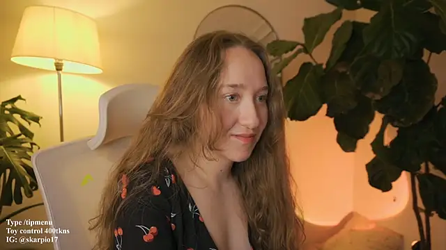 Scarlett NoirMuse online show from February 6, 2:15 am