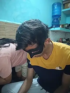 ZyphiaLive online show from February 18, 9:47 pm